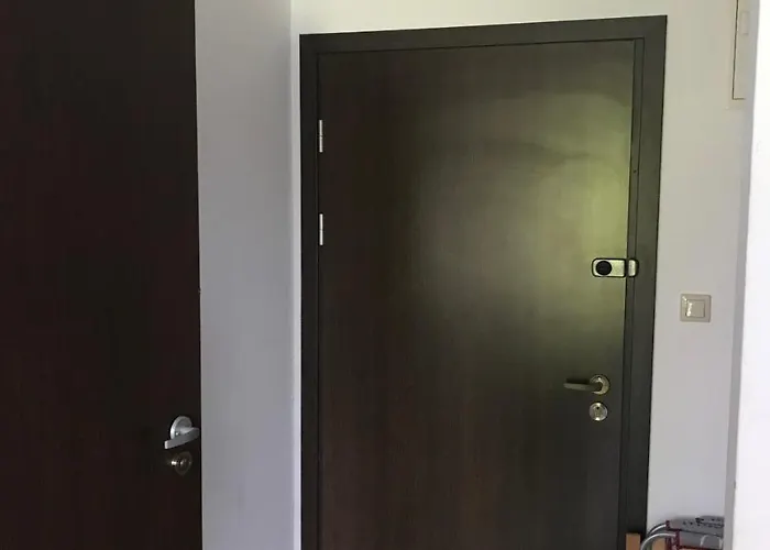 Апартаменты Baltic Vip Apartament Blisko Zejscia Na Plaze Реваль